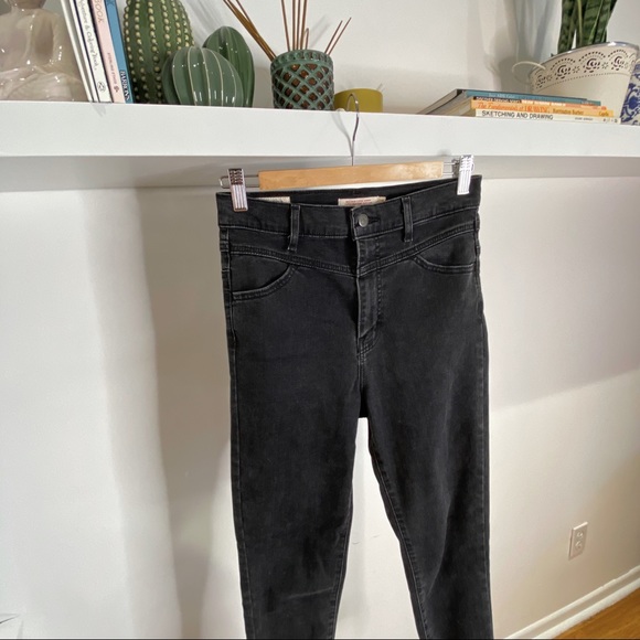 Levi’s Jeans - Picture 3 of 10